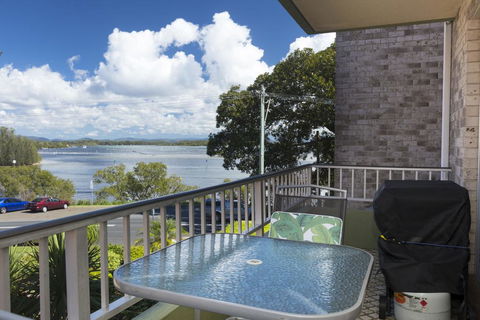 Camelot Unit 6 - Accommodation in Brisbane 1