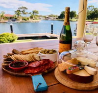 Canal Elegance In Yunderup - Accommodation in Brisbane