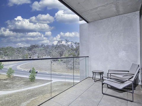 CANBERRA CHIC-hosted By:L'Abode Accommodation - Accommodation in Brisbane 1
