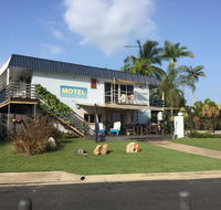 Cardwell Beachfront Motel - Accommodation in Brisbane