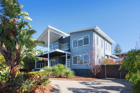 CASA AZZURRA - Accommodation in Brisbane 1