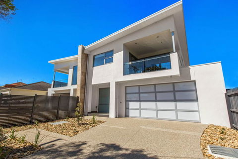 CASABLANCA - DROMANA - Accommodation in Brisbane 0