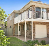 Castions - Lennox Head - Accommodation in Brisbane