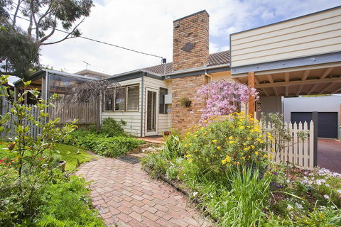 Charles Central Oasis 8 - Accommodation in Brisbane 3