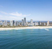 CHELSEA BY THE SEA - 2 BED APART - WALK TO BEACH - Accommodation in Brisbane