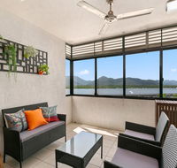 Chic City Apartment with Waterfront Views - Accommodation in Brisbane