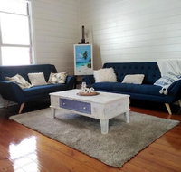 Classic Q'slander Huge Deck Pool Cowboy Stadium - Accommodation in Brisbane