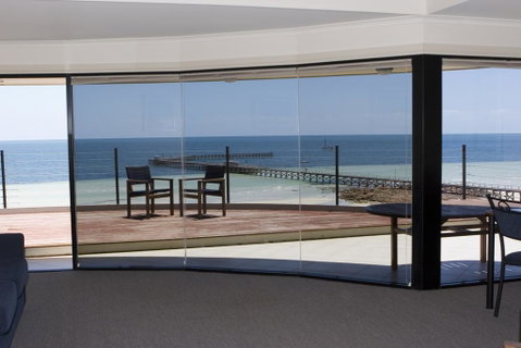 Cliff House Beachfront Villas - Accommodation in Brisbane 1