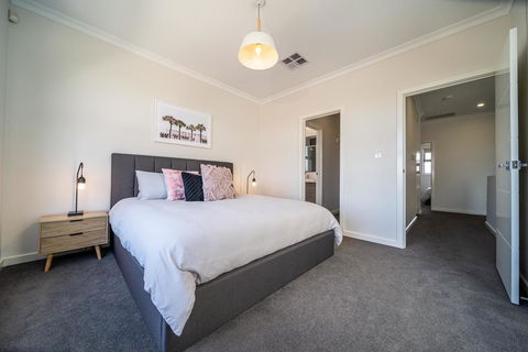 Coast On Clovelly - Close To The Beach - Wifi - Nespresso - Accommodation in Brisbane 1
