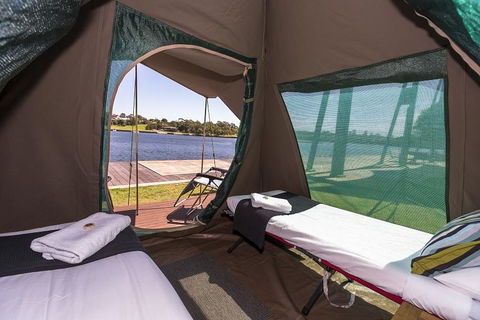 Cockatoo Island Accommodation - Accommodation in Brisbane 1