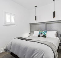 Colonial Hampdens - Accommodation in Brisbane