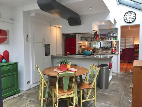 Colourful Darlinghurst Home In Perfect Location By Hyde Park - Accommodation in Brisbane 1