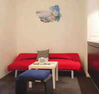 Comfortable 4bed2bath APT Erskineville station - Accommodation in Brisbane