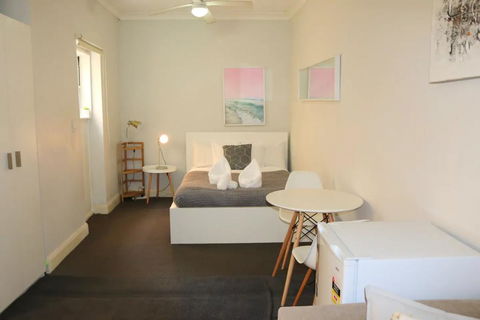 Convenient Studio In Kings Cross - Accommodation in Brisbane 2