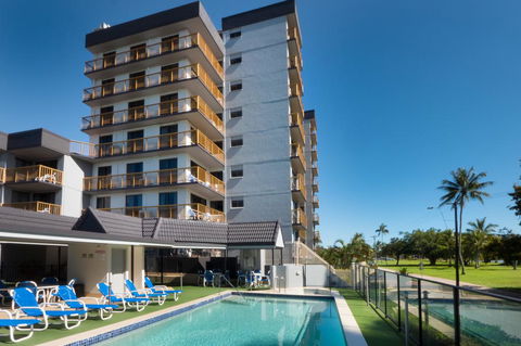 Coral Towers Holiday Suites - Accommodation in Brisbane 0