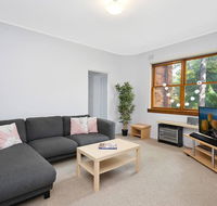 Cosy 2BR plus Parking in Nth Sydney - Accommodation in Brisbane
