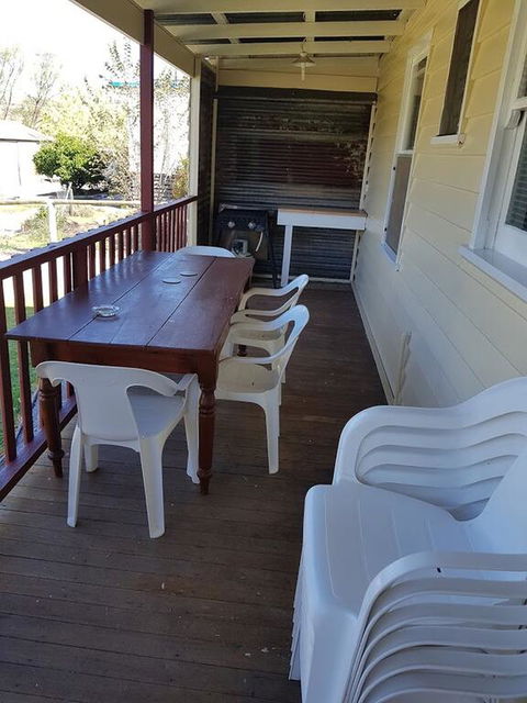 Cottage On Main - Accommodation in Brisbane 3