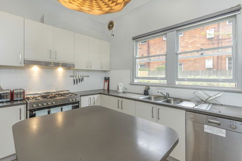 Dalziel Lodge - Accommodation in Brisbane 3