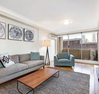 Darlinghurst Self-Contained Modern One Bedroom Apartment 21 CRN - Accommodation in Brisbane