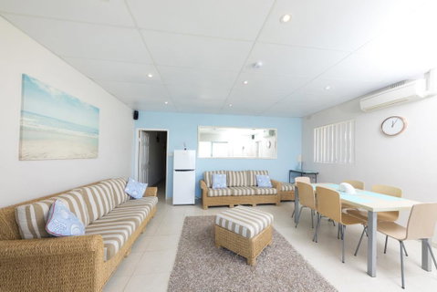 Debra Court Unit 1 - Accommodation in Brisbane 3