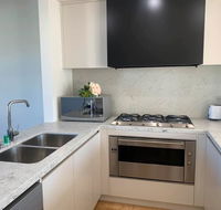 Delicate and Peaceful Bundoora Townhouse 10 - Accommodation in Brisbane