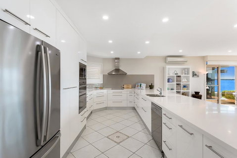 Delphini 1 - Salamander Bay - Accommodation in Brisbane 2