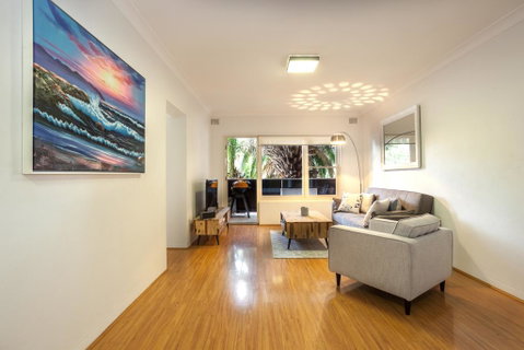 DENHAM DAZE (I677) -L'Abode - Accommodation in Brisbane 3