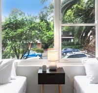DENHAM DAZE I677 -L'Abode - Accommodation in Brisbane