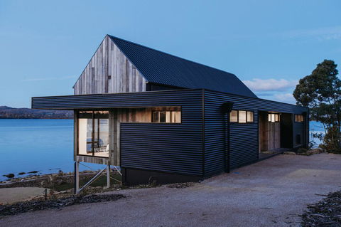 Deviot Boat House - Accommodation in Brisbane 3
