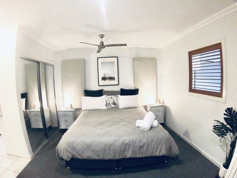 Devocean - Accommodation in Brisbane 1