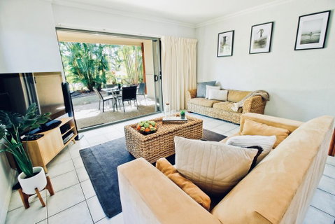 Devocean - Accommodation in Brisbane 0
