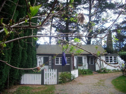 Devon Long Barn - Accommodation in Brisbane 0