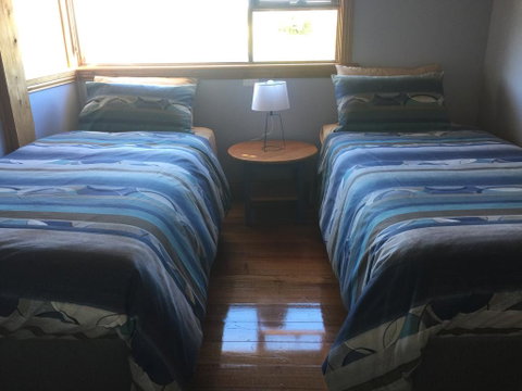 Dolphin Beach House - Accommodation in Brisbane 2