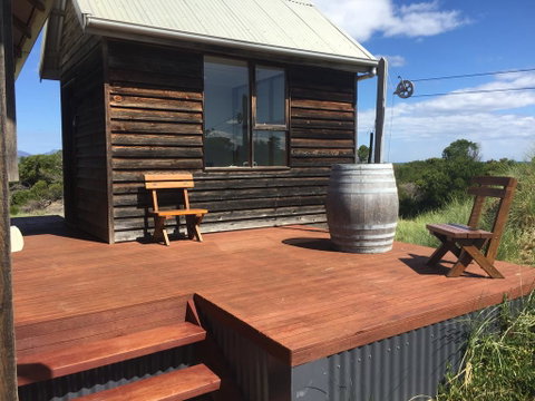 Dolphin Beach House - Accommodation in Brisbane 1
