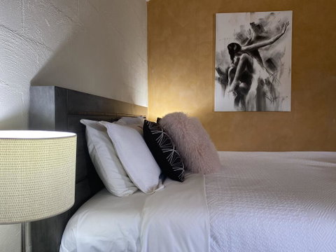 Double Nut Chalets, Daylesford - Accommodation in Brisbane 2