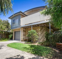 DRIFTWOOD VILLA - free wifi walk to beach - Accommodation in Brisbane