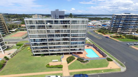 Ebbtide 2 - On Main Beach! - Accommodation in Brisbane 0