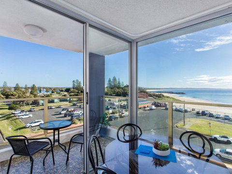 Ebbtide 20 - Accommodation in Brisbane 0