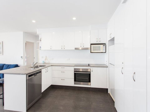 Ebbtide 22 - Accommodation in Brisbane 2