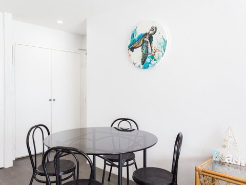 Ebbtide 22 - Accommodation in Brisbane 3