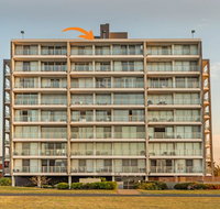 Ebbtide 38 - On The Beach - Accommodation in Brisbane