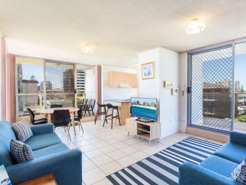 Ebbtide 6 - Opposite Main Beach - Accommodation in Brisbane 0