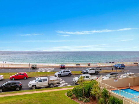 Ebbtide 6 - Opposite Main Beach - Accommodation in Brisbane 1