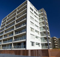 Ebbtide Unit 5 / 2-6 North Street - Accommodation in Brisbane