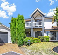 Elizabeth Grove 3 - Accommodation in Brisbane