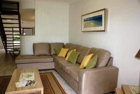 Endless Summer - Accommodation in Brisbane 1