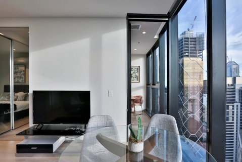 EQ TOWER Melbourne CBD APT - Accommodation in Brisbane 0