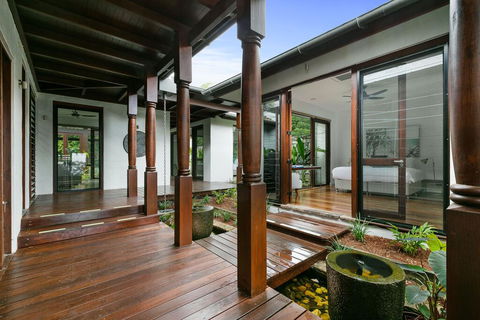 Esprit Luxury Retreat Palm Cove - Accommodation in Brisbane 2