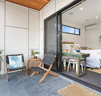 Eternity 141 - Room with private bathroom balcony bed  breakfast - Accommodation in Brisbane