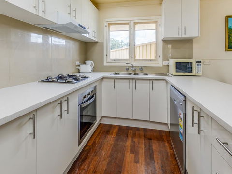 Exclusive Handy Holiday House - Accommodation in Brisbane 2